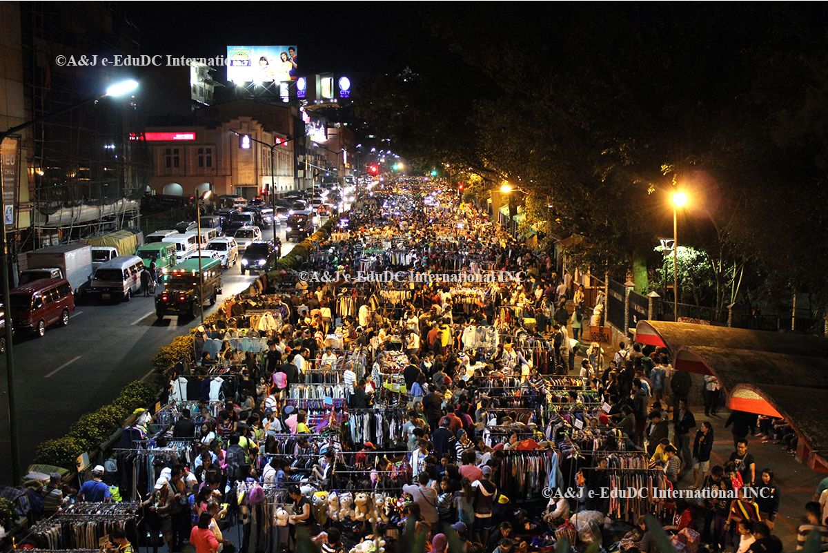 Night Market - Harrison Road, Baguio City © Naoto Joseph Tajima